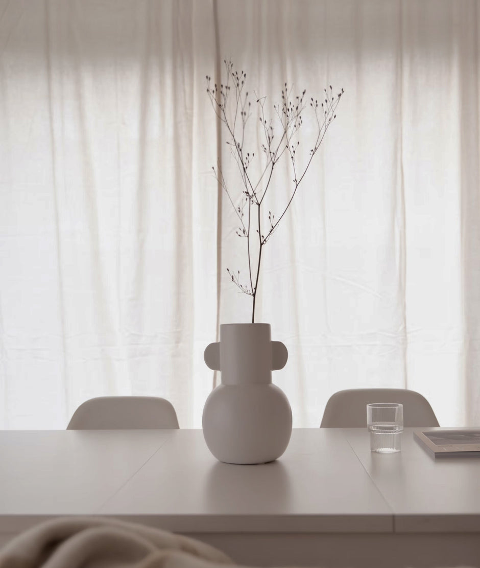 Maximize Small Spaces: Choosing the Right Furniture